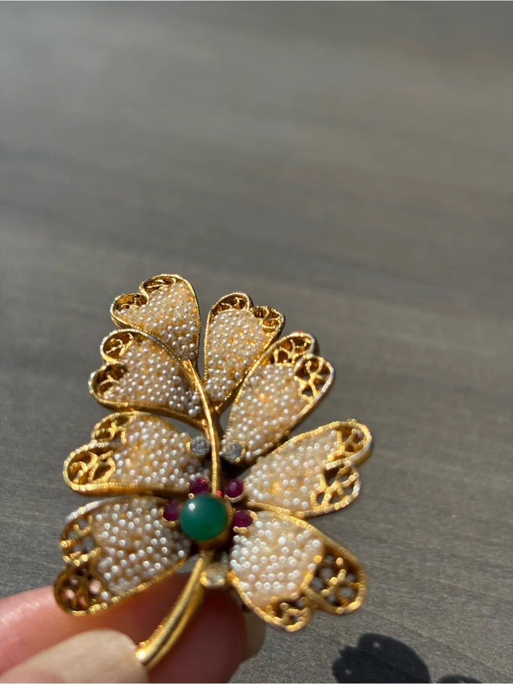 BSK Vintage Signed Gold-Tone Leaf Brooch with White Beaded Detail Green Center